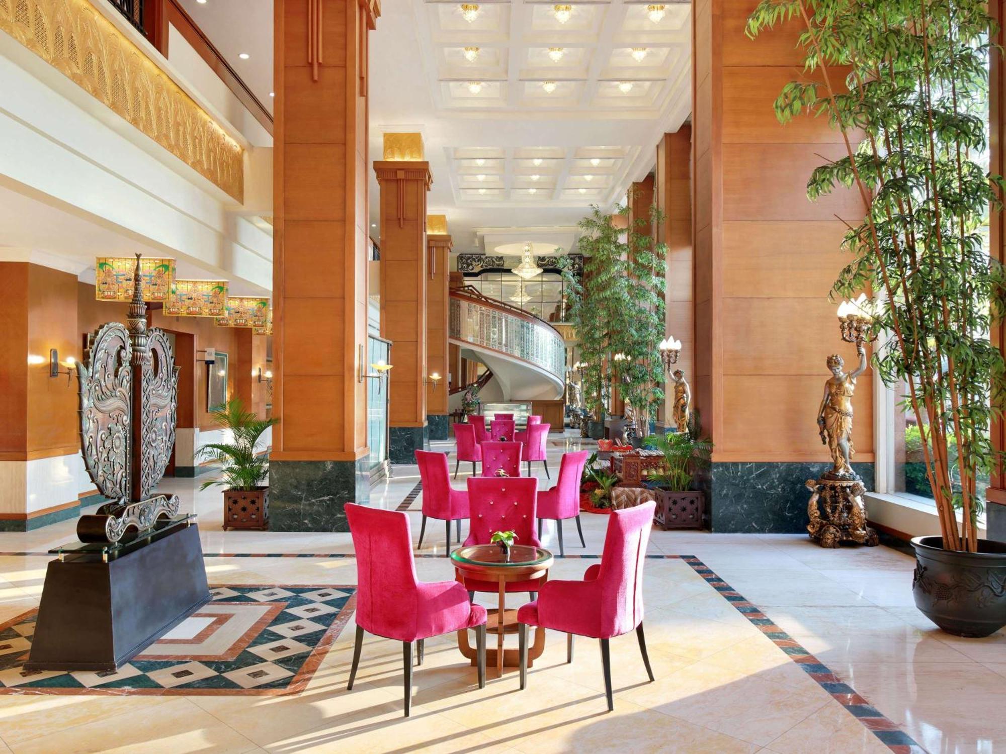 Novotel Solo Extérieur photo