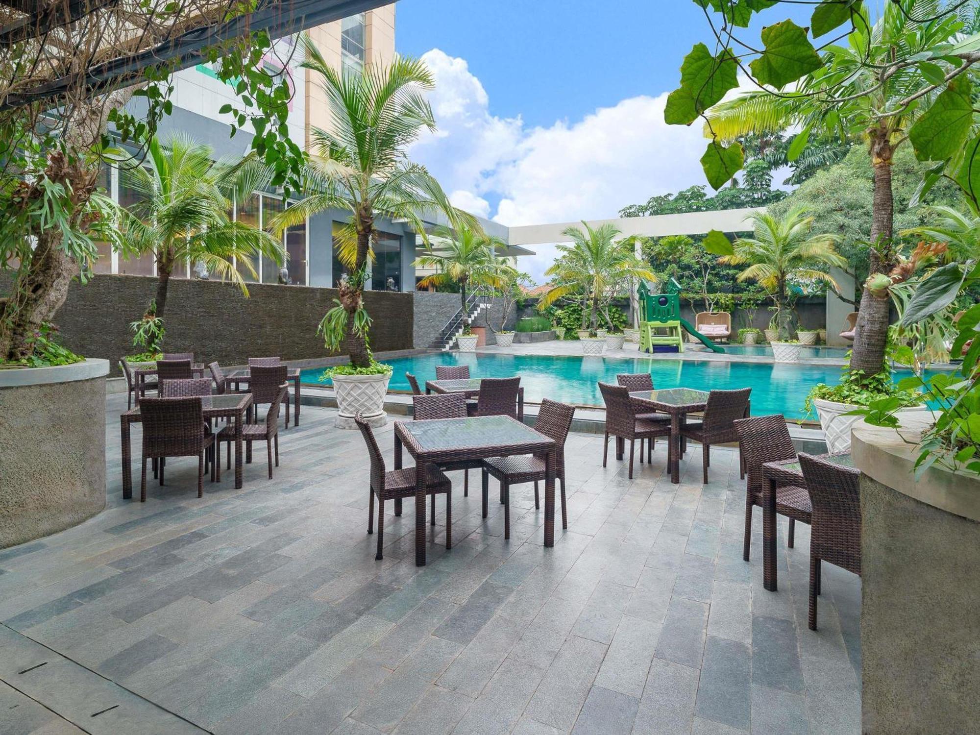 Novotel Solo Extérieur photo