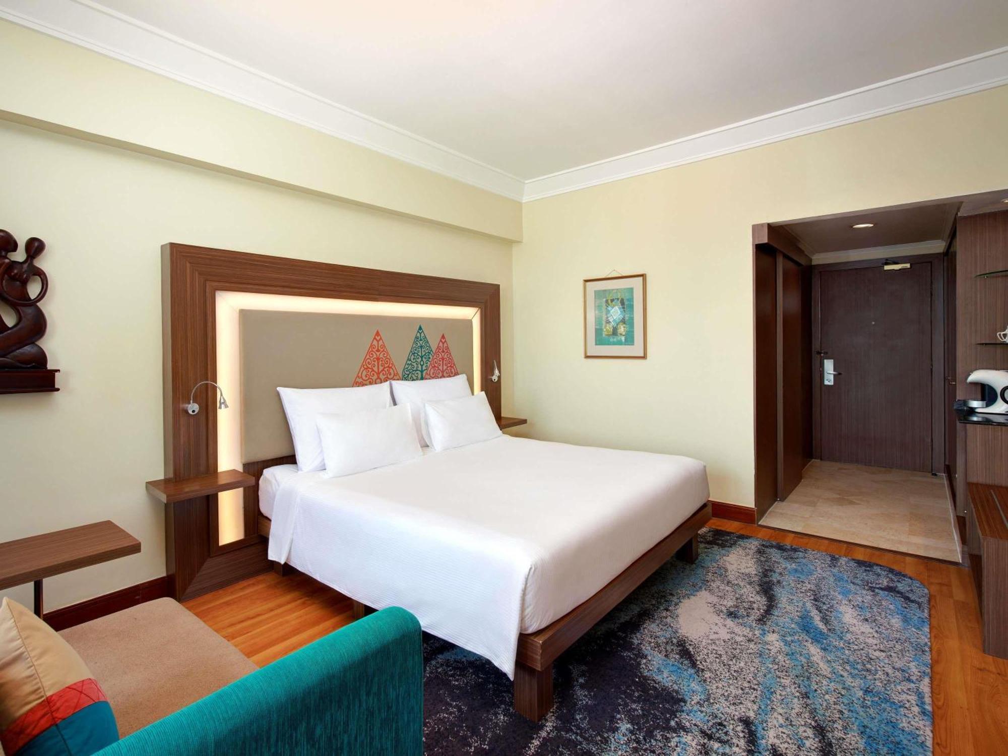 Novotel Solo Extérieur photo