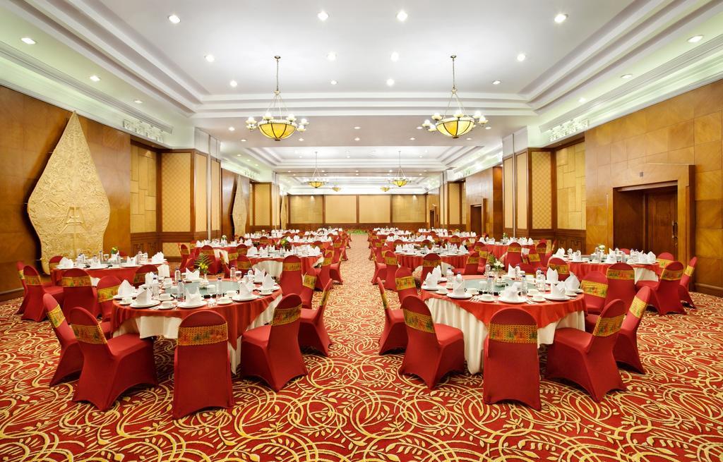 Novotel Solo Extérieur photo